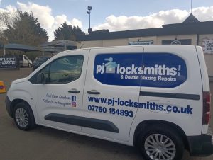 emergency locksmiths purfleet essex